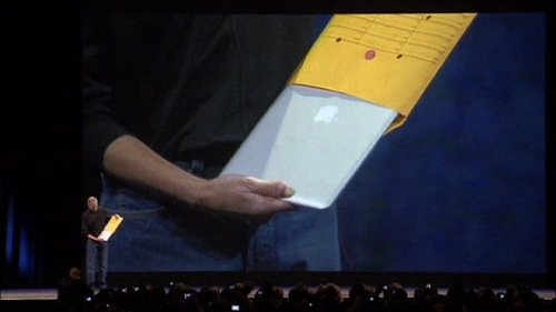 steve-jobs-reveal-macbook-air-from-envelope